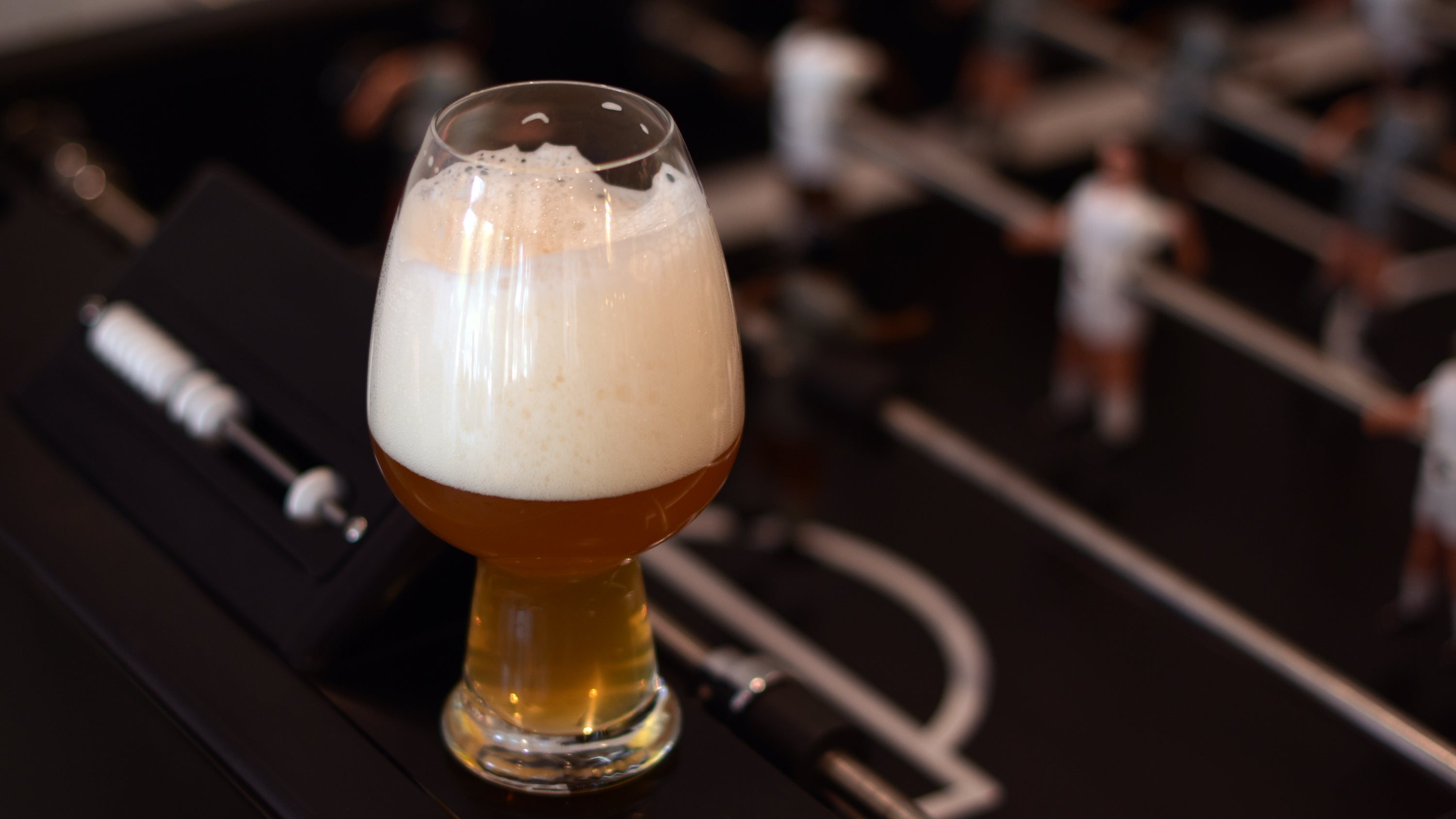 Craft Beer Glasses Guide: Why so Serious?