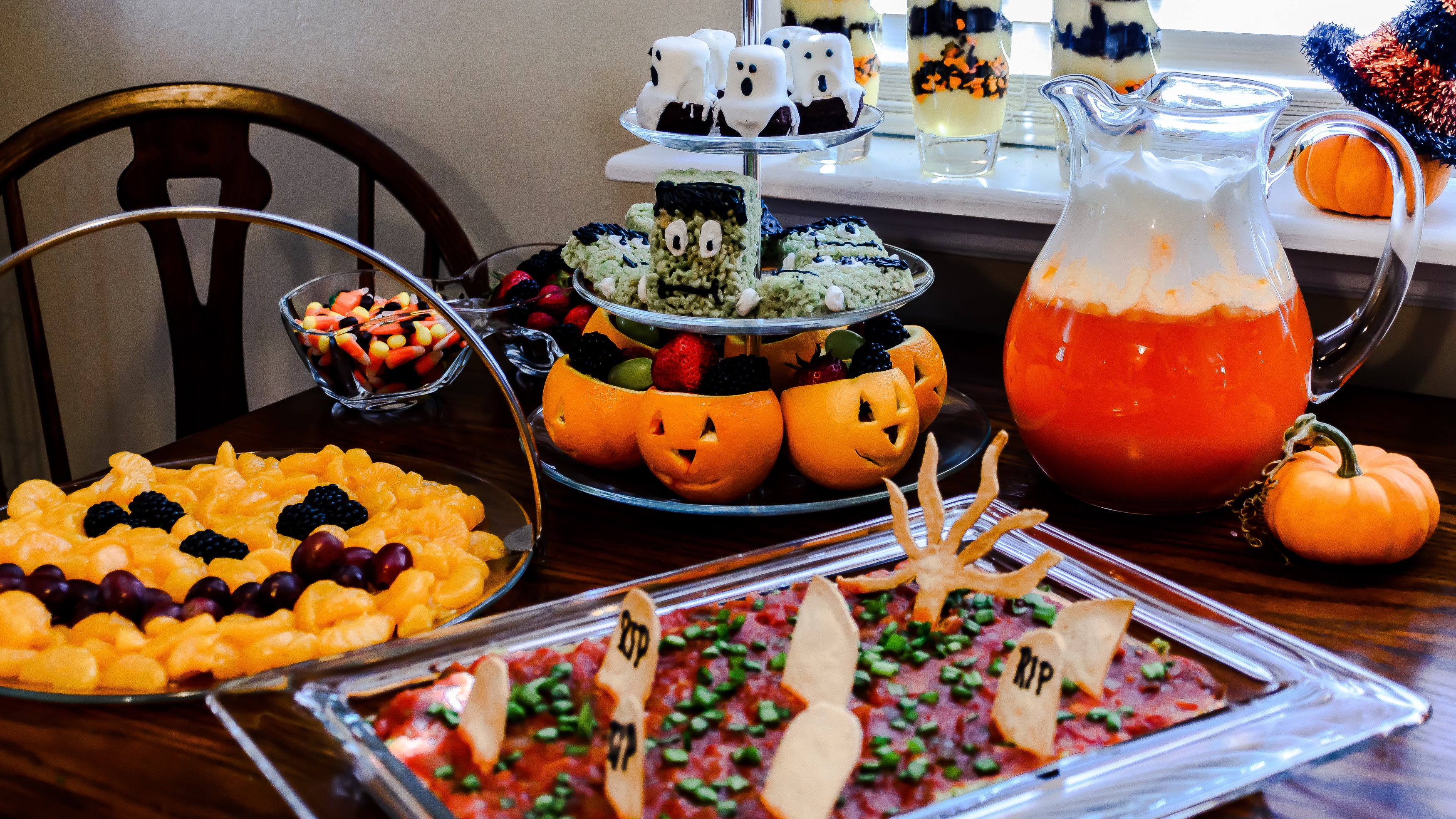 7 Spooky-Clever Recipes for Your Halloween Party