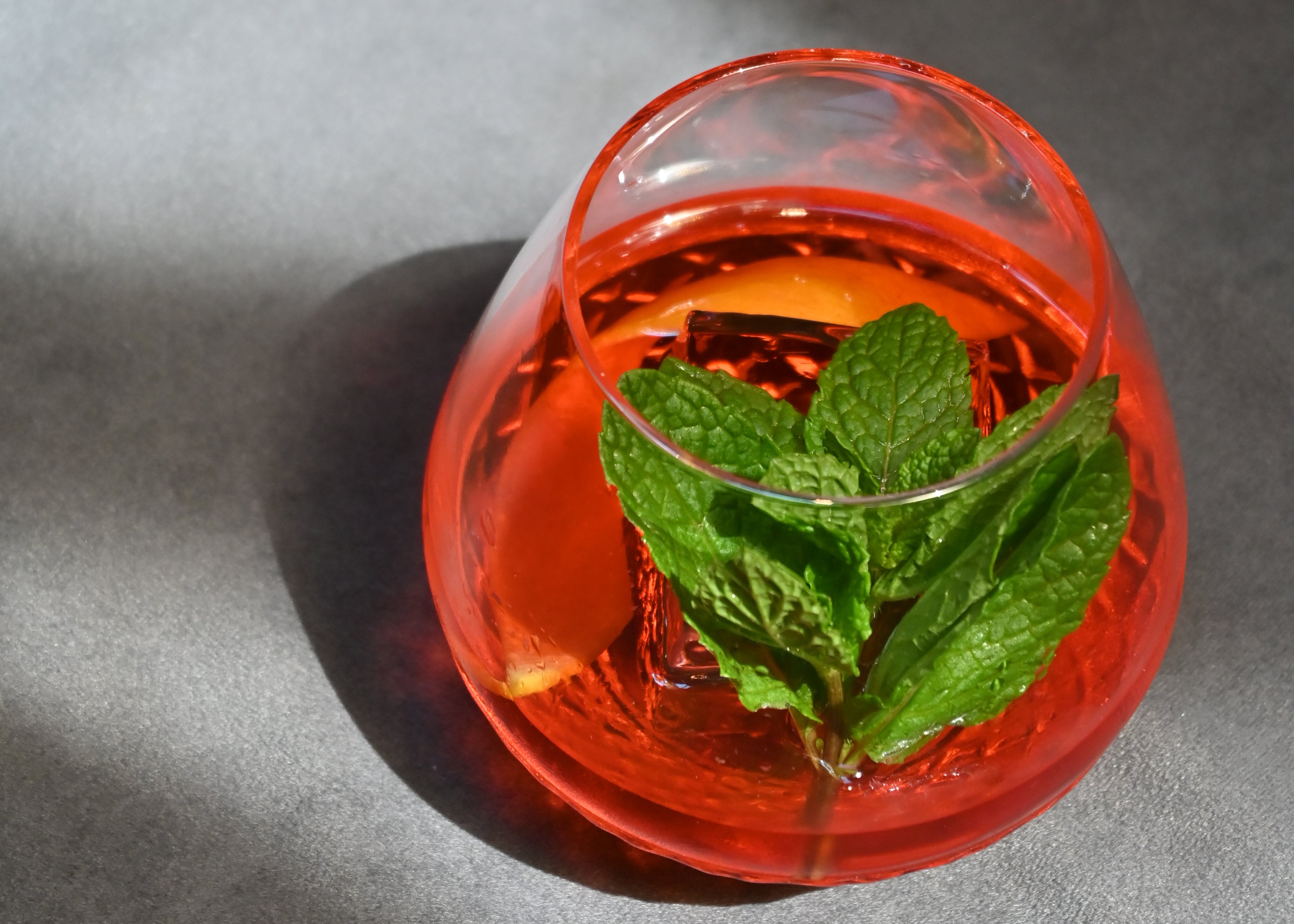 3 Fresh & Simple Cocktails to Create for Spring
