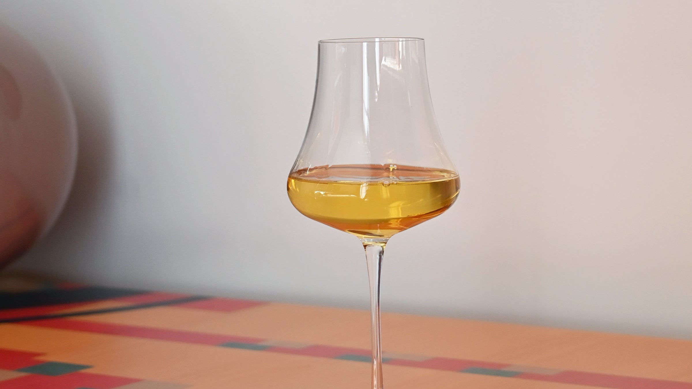 Glassware 101: Choosing the Right Wine Glass