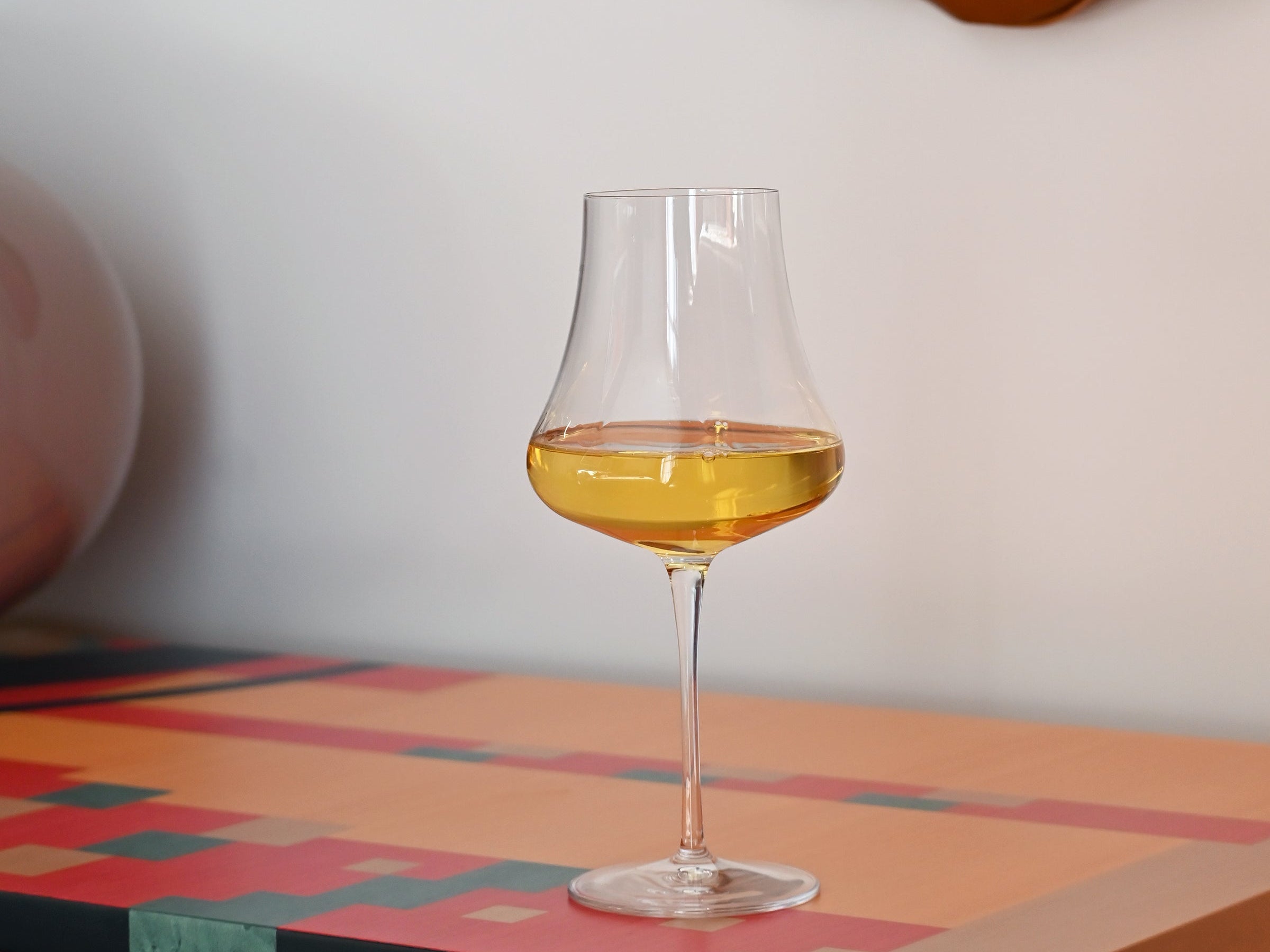 Glassware 101: Choosing the Right Wine Glass