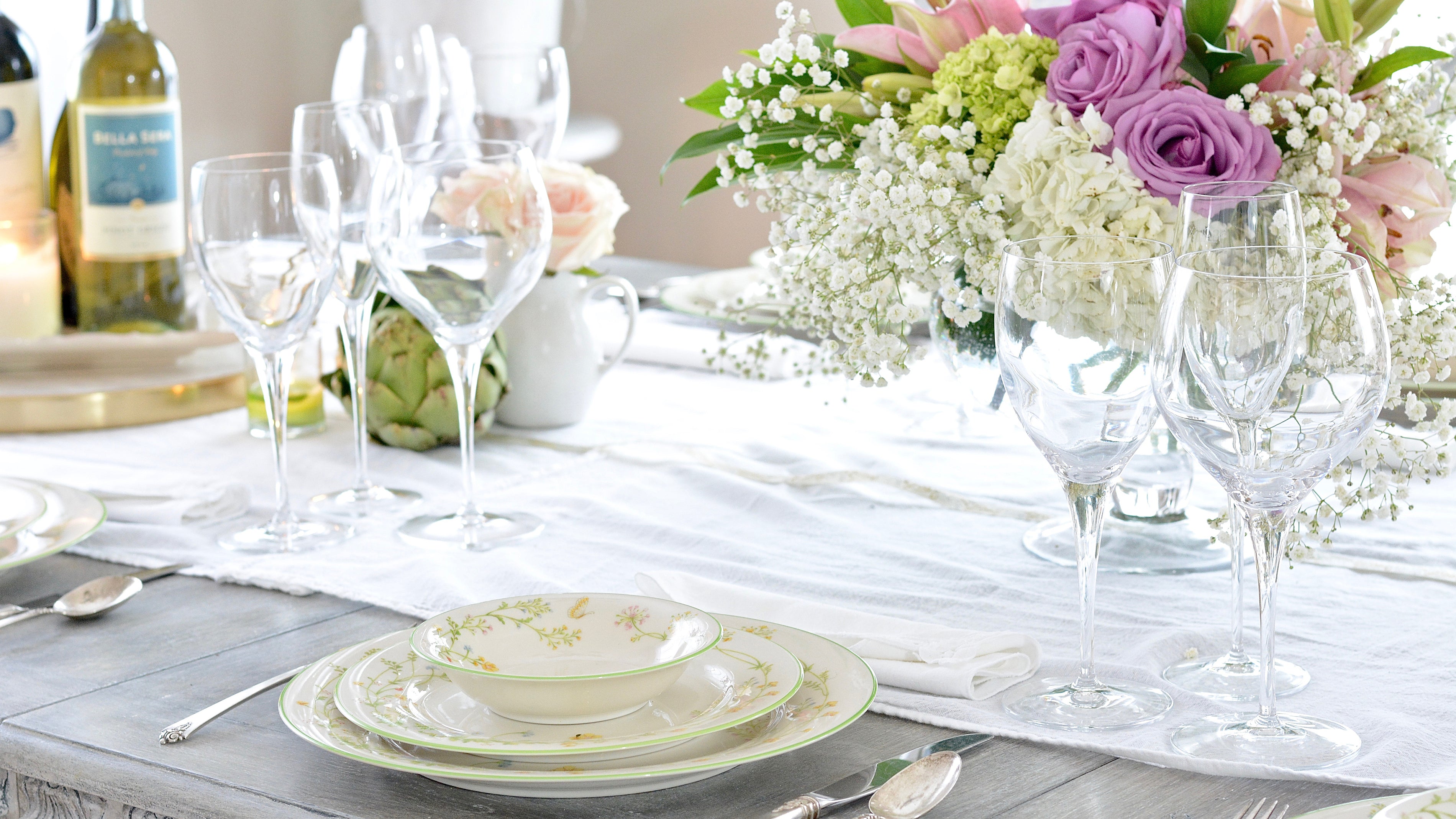 Holiday Table Setting