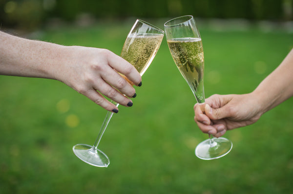 10 Best Under $15 Champagnes & Sparkling Wines to Drink on New Year’s Eve