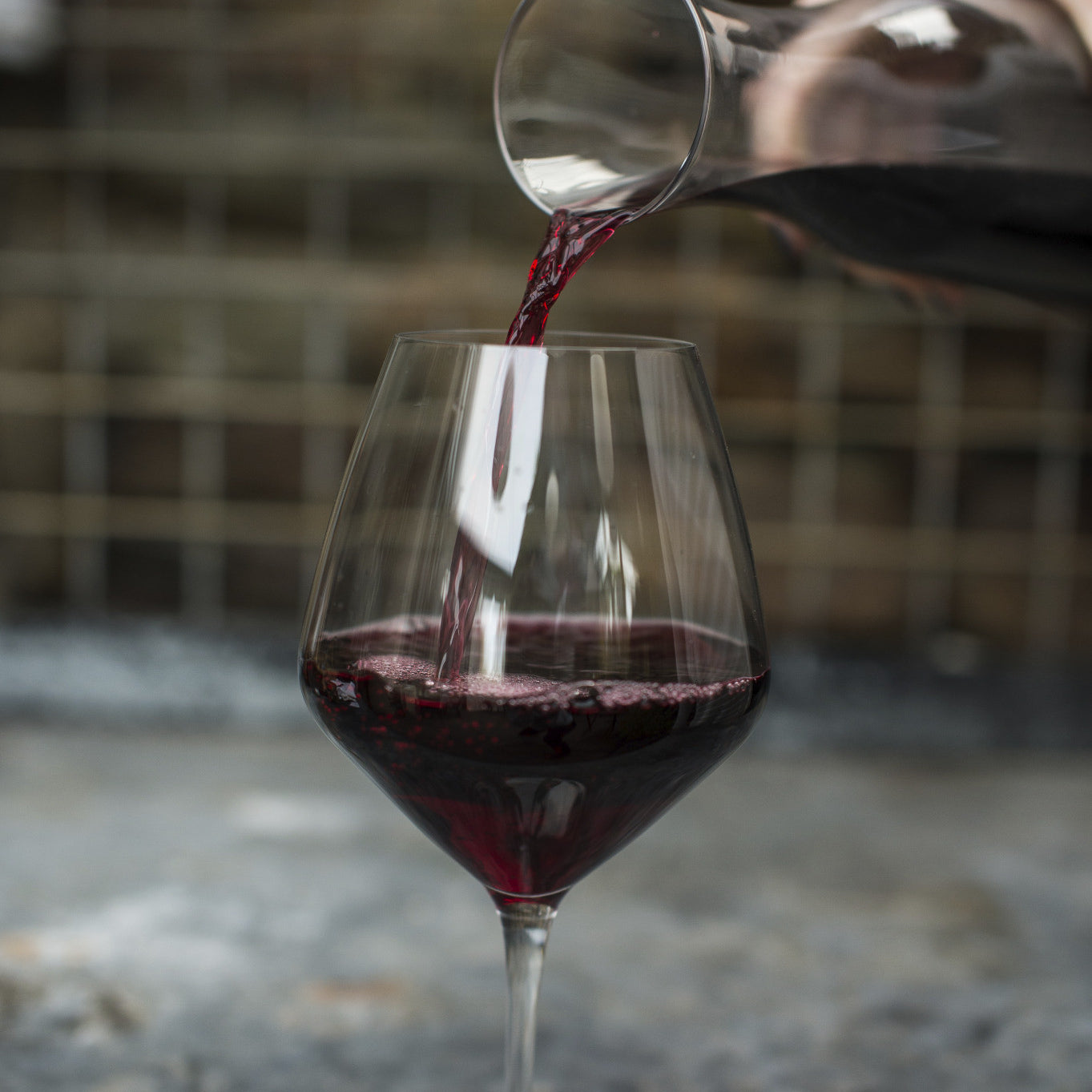 Four (All Natural) Ways to Make Glassware Sparkle