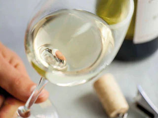 glass-wine-bottle-cork