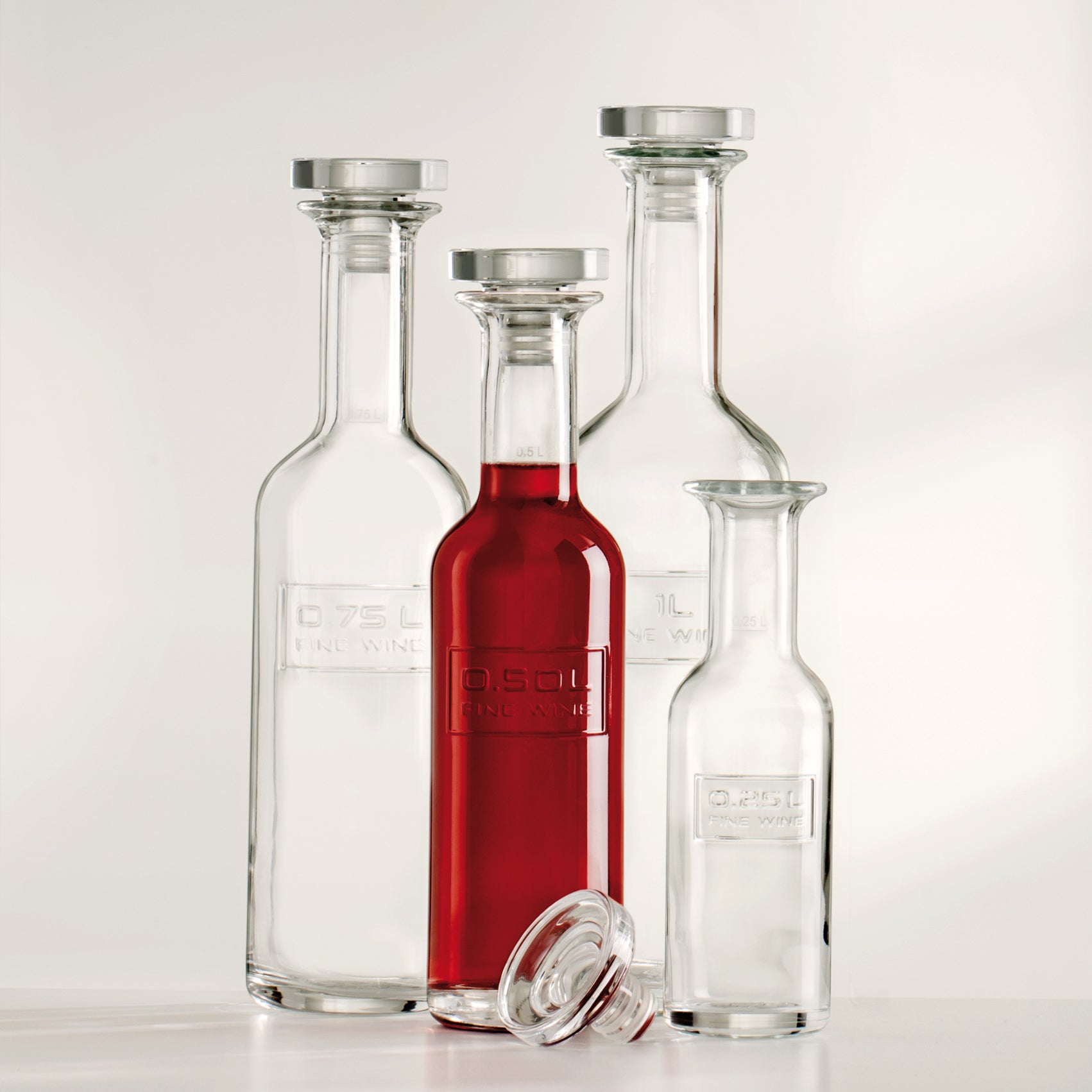 Italian Premium Glass Wine Bottle | 8.5oz | Optima | 1 Piece - Luigi Bormioli USA